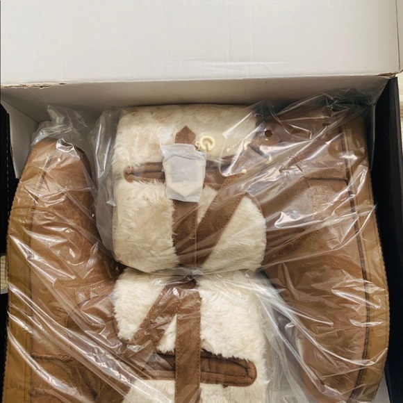 Boots - Picture 2 of 2